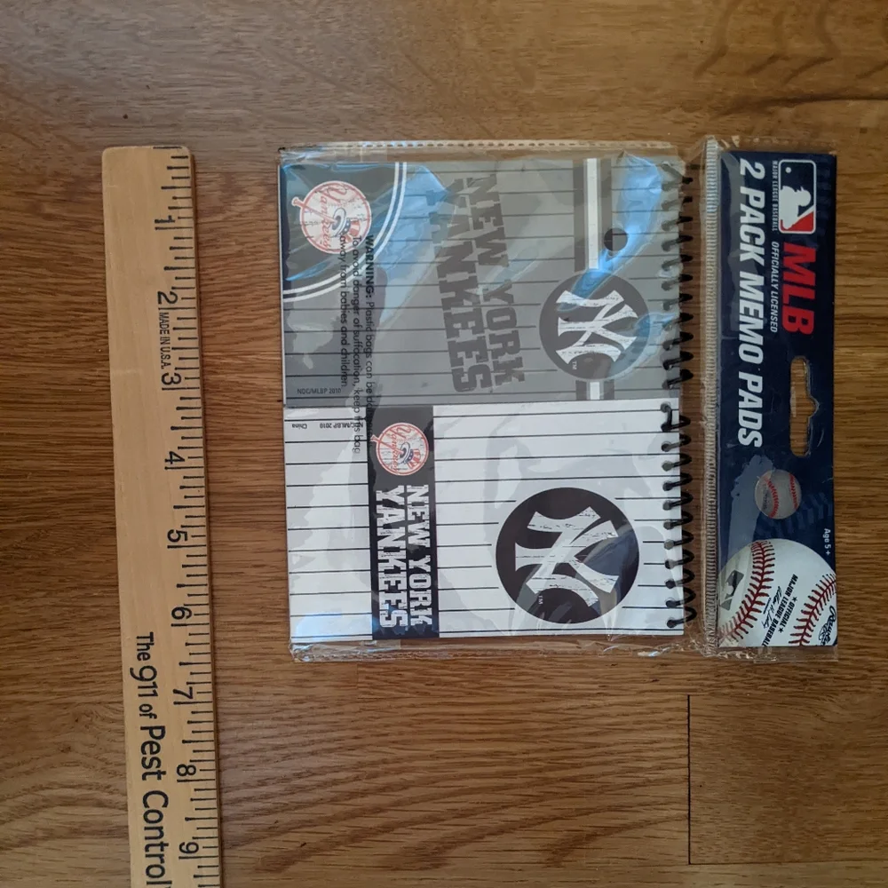 New York Yankees notebook set